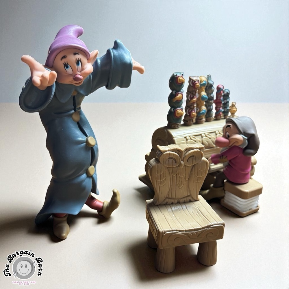 *RARE* Disney Vintage Early 2000’s Dopey & Grumpy ‘Silly Song’ 4pc Figurine Set